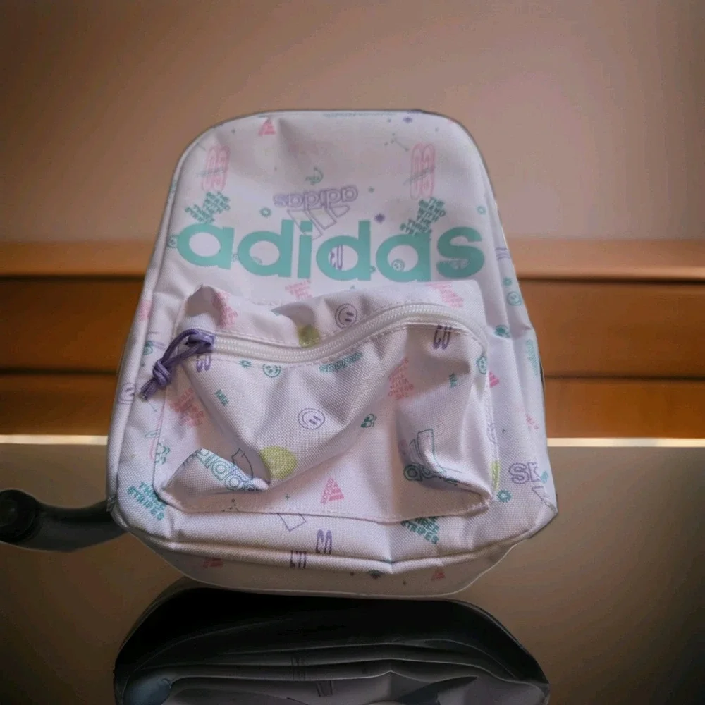 Adidas Santiago 2 Lunch Bag Jersey White / White Rainbow Insulated 5152945 B177
